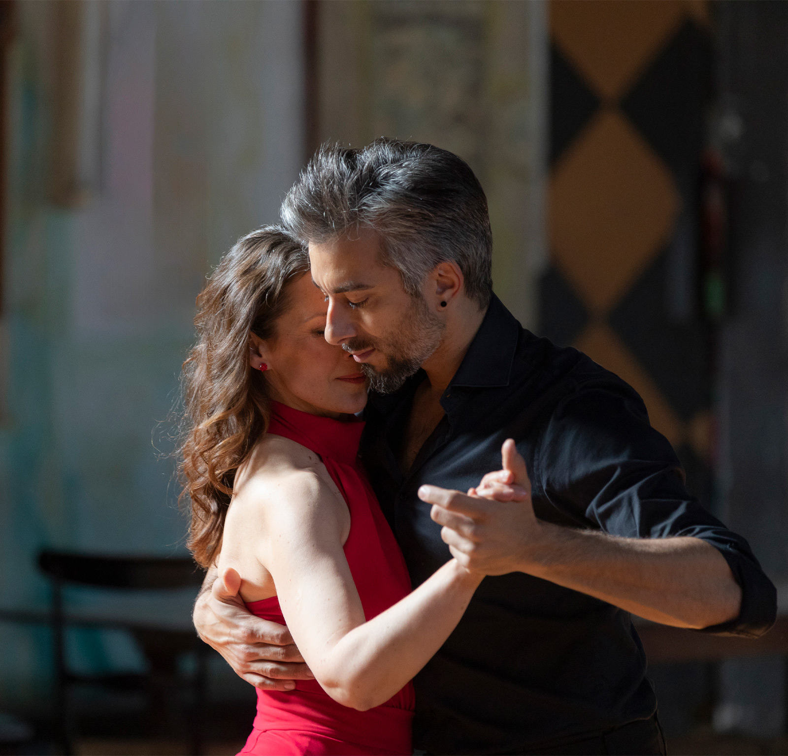 Vida Lisaite et José Lugones
                    Tango argentin à Buenos Aires
                    Crédits photos: @silvanajrobert | @maximoparpagnoli