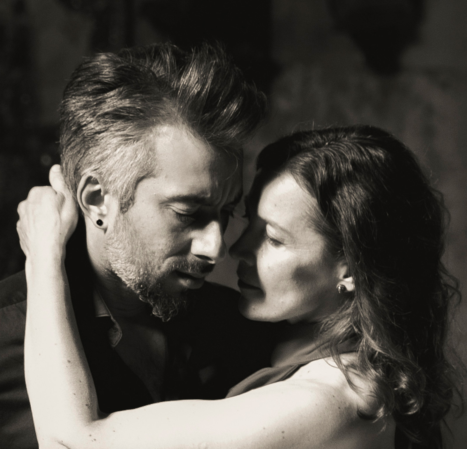 Vida Lisaite et José Lugones
                    Tango argentin à Buenos Aires
                    Crédits photos: @silvanajrobert | @maximoparpagnoli